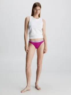 Calvin Klein Thong - Radiant Cotton -Calvin Cloth Shop 000QD3539E VID alternate4