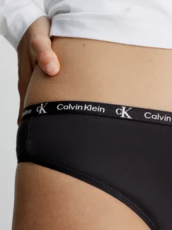Calvin Klein 2 Pack Thongs - CK96 10 Calvin Klein 2 Pack Thongs - CK96 -Calvin Cloth Shop 000QD3990E UB1 alternate3