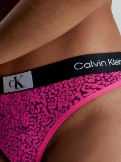 Calvin Klein Thong - CK96 12 Calvin Klein Thong - CK96 -Calvin Cloth Shop 000QF7221E GNI alternate4