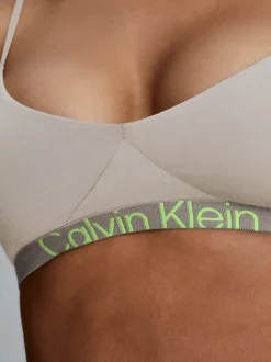 Calvin Klein String Bralette - Future Shift 12 Calvin Klein String Bralette - Future Shift -Calvin Cloth Shop 000QF7398E PET alternate4