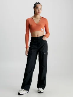 Calvin Klein Slim Cropped V-Neck Jumper 12 Calvin Klein Slim Cropped V-Neck Jumper -Calvin Cloth Shop J20J221969 SEC alternate4