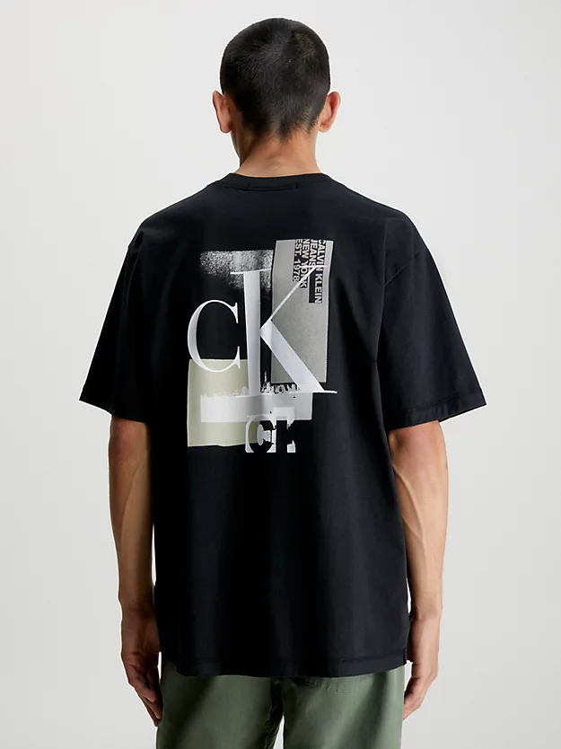 Calvin Klein Oversized Back Logo T-shirt 4 Calvin Klein Oversized Back Logo T-shirt - Image 2