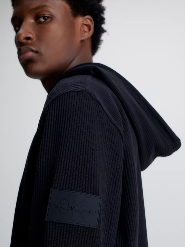 Calvin Klein Cotton Waffle Badge Hoodie 6 Calvin Klein Cotton Waffle Badge Hoodie - Image 4