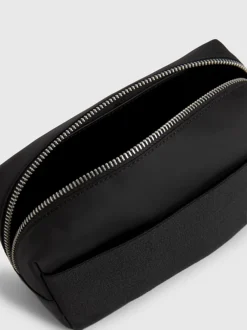 Calvin Klein Wash Bag -Calvin Cloth Shop K60K611093 BAX alternate2