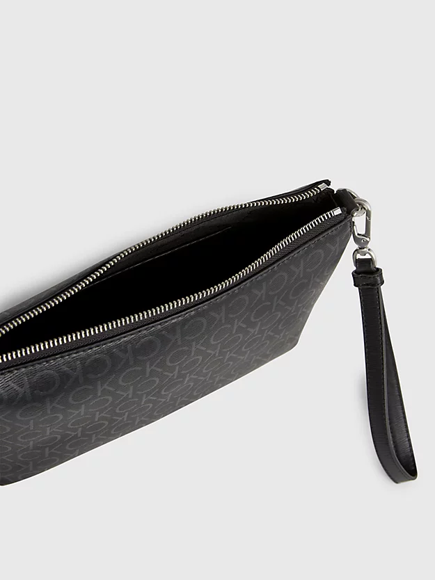 Calvin Klein Logo Wash Bag 4 Calvin Klein Logo Wash Bag - Image 2